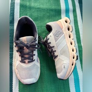 On Running Women's Sneakers - White and Pink